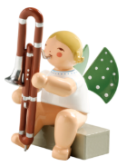 Ange avec contrebasson, assis